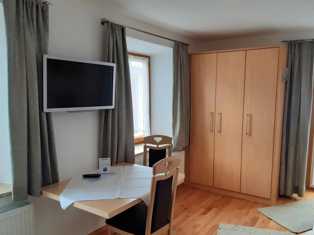 Gastehaus Hosp Apartment อ็อบชไตก์ ภายนอก รูปภาพ