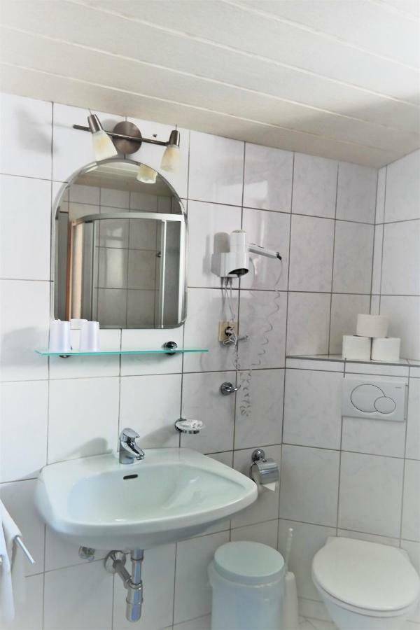 Gastehaus Hosp Apartment อ็อบชไตก์ ภายนอก รูปภาพ