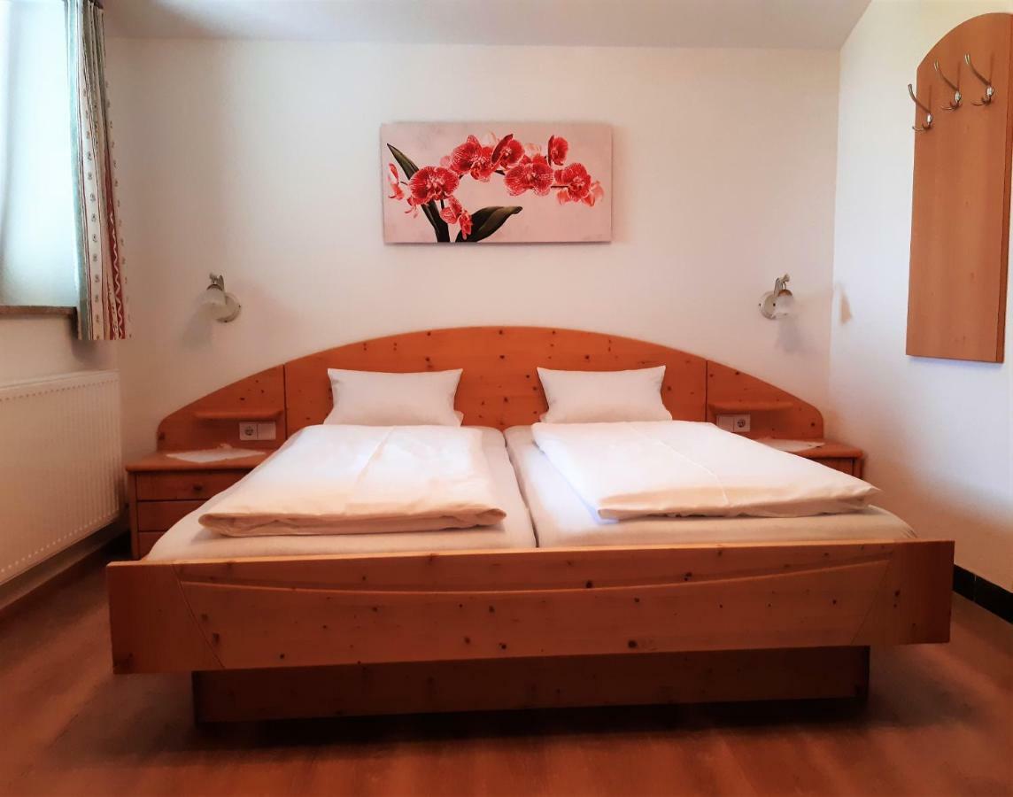Gastehaus Hosp Apartment อ็อบชไตก์ ภายนอก รูปภาพ